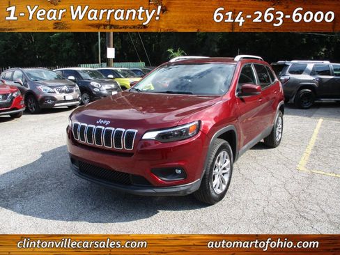 Used 2019 Jeep Cherokee Latitude Plus w/ Comfort/Convenience Group AWD/4WD image 1