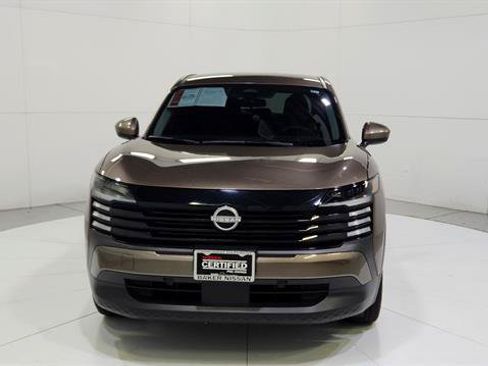 Certified 2025 Nissan Kicks SV FWD image 2