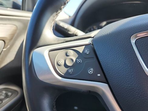 Certified 2023 GMC Terrain SLT image 21