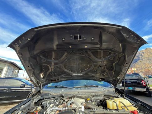 Used 2021 Ford F350 Lariat w/ Lariat Value Package image 3