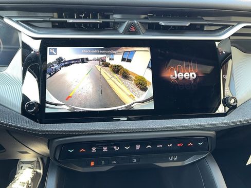 New 2026 Jeep Cherokee Laredo AWD/4WD image 21