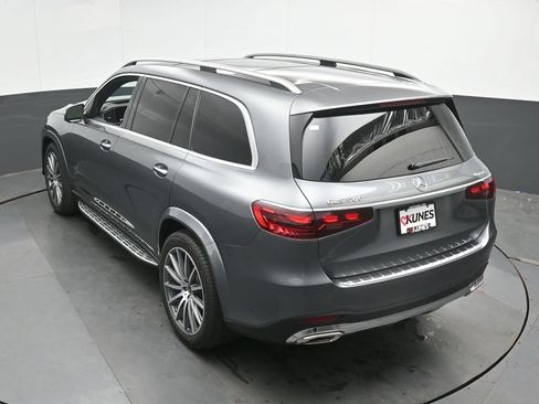 New 2026 Mercedes-Benz GLS 580 4MATIC image 34