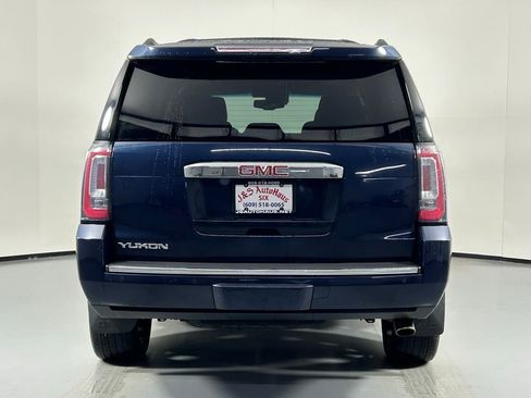 Used 2018 GMC Yukon Denali w/ Open Road Package image 6