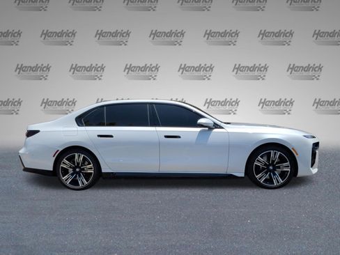 Certified 2025 BMW i7 eDrive50 w/ M Sport Package RWD image 6