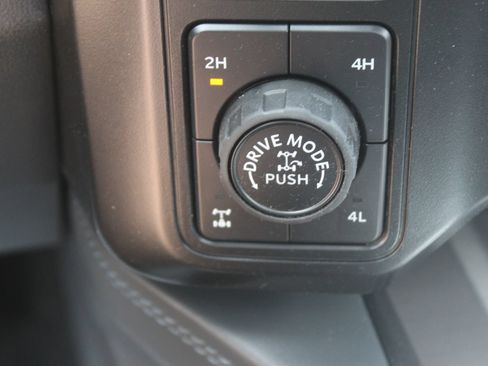 New 2026 Ford F350 Platinum w/ Tremor Off-Road Package AWD/4WD image 36