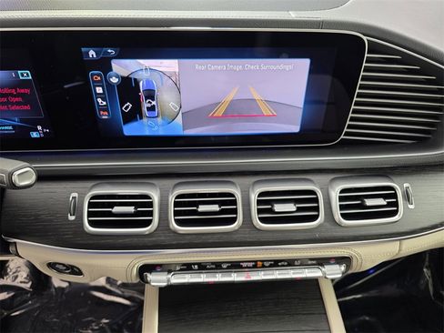 New 2026 Mercedes-Benz GLE 53 AMG 4MATIC image 17