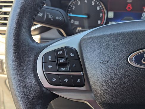 Certified 2023 Ford Explorer Limited image 27