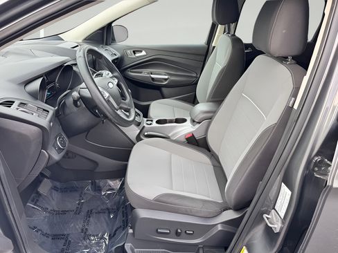 Used 2014 Ford Escape SE w/ Equipment Group 201A AWD/4WD image 9