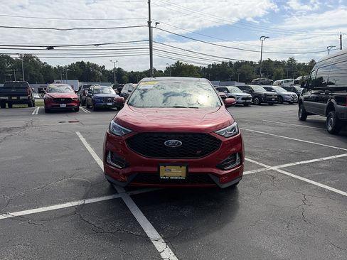 Certified 2024 Ford Edge ST w/ Equipment Group 401A AWD/4WD image 9