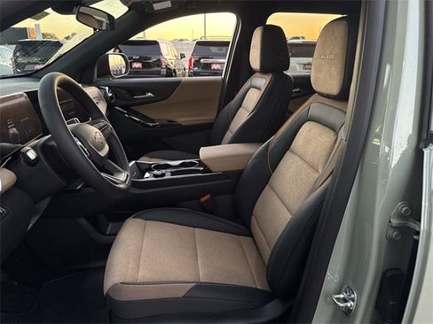 New 2026 Chevrolet Equinox ACTIV w/ Convenience Package III image 25