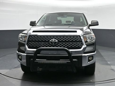 Used 2020 Toyota Tundra SR5 w/ SR5 Upgrade Package image 2