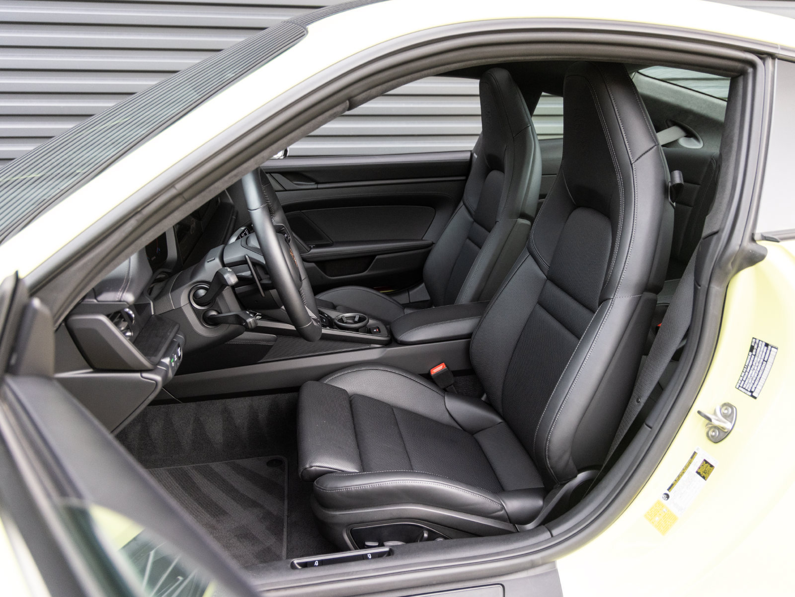 Certified 2025 Porsche 911 Carrera 4 GTS AWD/4WD image 5