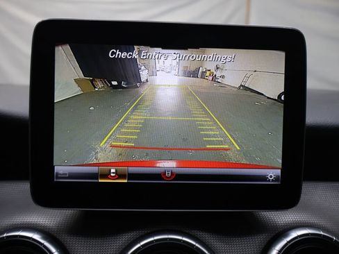 Used 2019 Mercedes-Benz CLA 250 4MATIC image 25