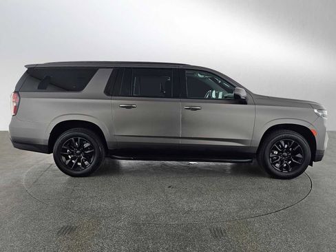 Used 2021 Chevrolet Suburban LT w/ Rear Media and Nav Package AWD/4WD image 2