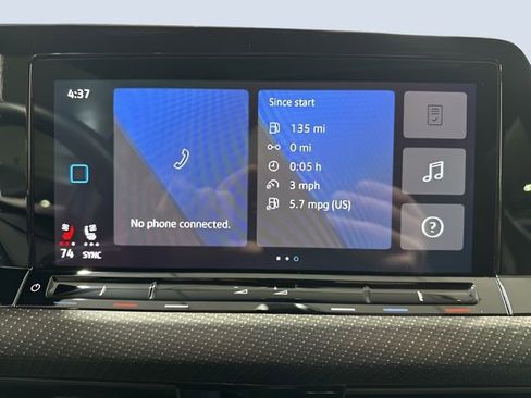 Used 2022 Volkswagen Golf R image 24