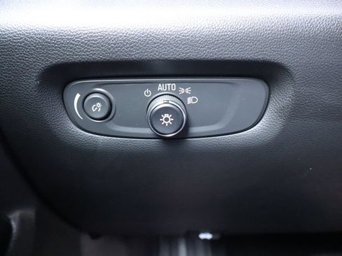 Used 2023 Chevrolet Traverse RS AWD/4WD image 18