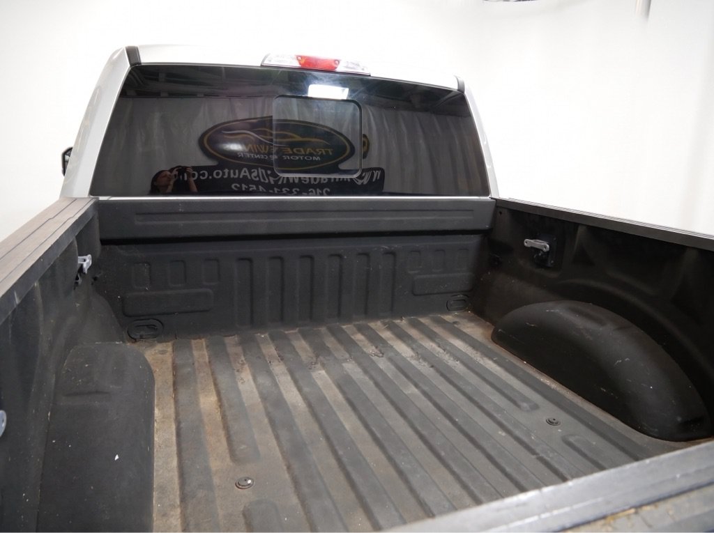 Used 2019 Ford F150 XLT w/ Equipment Group 302A Luxury AWD/4WD image 17