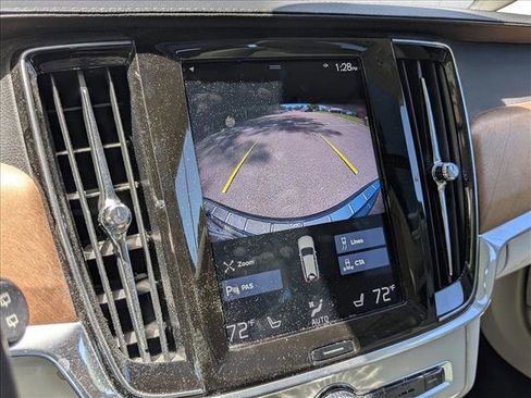 Used 2019 Volvo V90 T5 Inscription w/ Protection Package Premier FWD image 12
