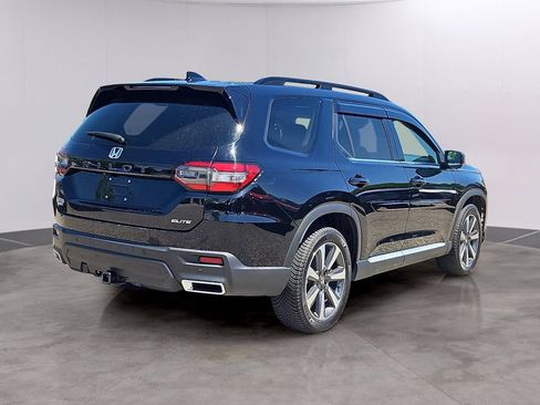 Certified 2023 Honda Pilot Elite image 4