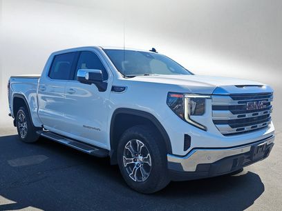 Used 2024 GMC Sierra 1500 SLE w/ Preferred Package