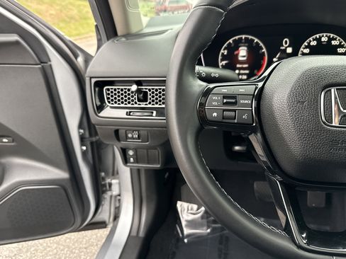 Certified 2023 Honda Civic EX image 19