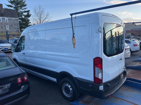 Used 2015 Ford Transit 250 148 Medium Roof image 4