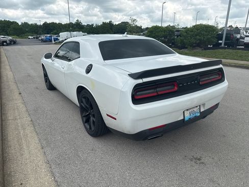 Used 2016 Dodge Challenger SXT w/ Blacktop Package RWD image 4