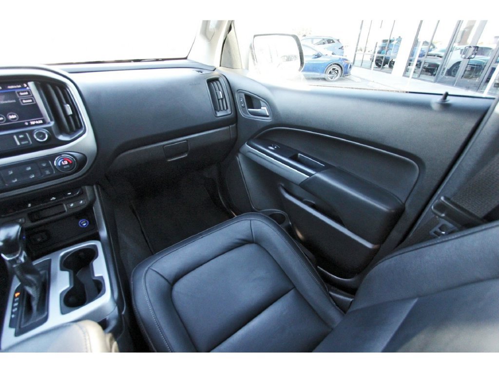 Used 2022 Chevrolet Colorado LT w/ Redline Special Edition RWD image 11