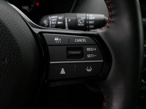 Used 2025 Honda HR-V Sport image 26