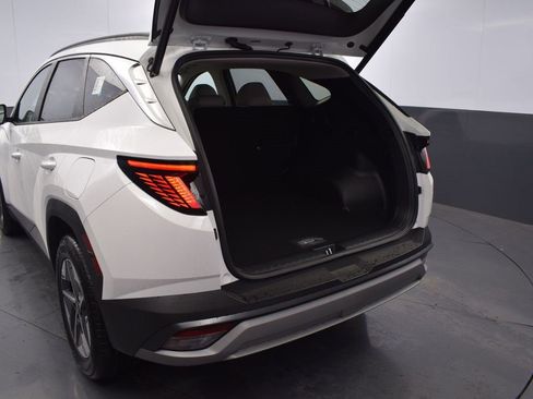 Certified 2025 Hyundai Tucson SEL image 30