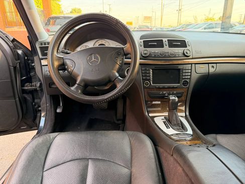 Used 2004 Mercedes-Benz E 320 Sedan image 13