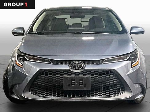 Used 2021 Toyota Corolla LE FWD image 4
