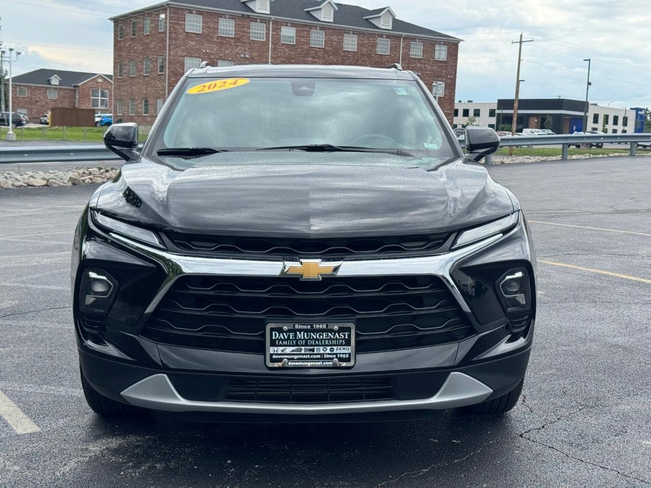 Used 2024 Chevrolet Blazer LT w/ Convenience Package FWD image 10