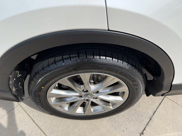 Used 2016 Toyota RAV4 Limited AWD/4WD image 12