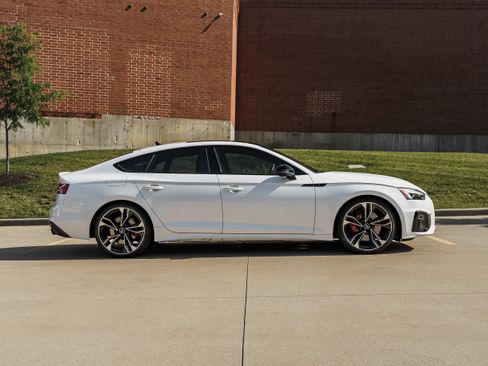 Used 2023 Audi S5 Premium Plus w/ Premium Plus Package AWD/4WD image 3