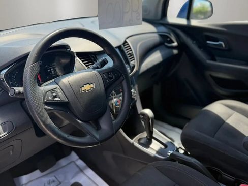Used 2017 Chevrolet Trax LT w/ Driver Confidence Package FWD image 10