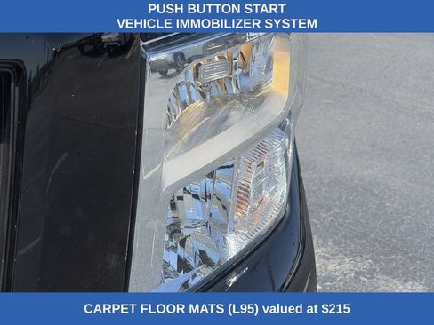 Used 2021 Nissan Titan SV w/ SV Convenience Package AWD/4WD image 6