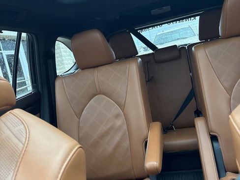Used 2020 Toyota Highlander Platinum image 13