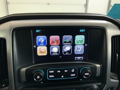 Used 2018 GMC Sierra 1500 SLT AWD/4WD image 29