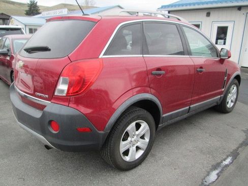 Used 2015 Chevrolet Captiva Sport LS image 3