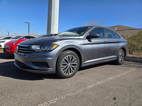 Used 2021 Volkswagen Jetta S w/ Driver Assistance Package image 2