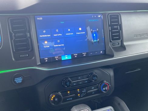 Used 2025 Ford Bronco 2-Door w/ Sasquatch Package image 16