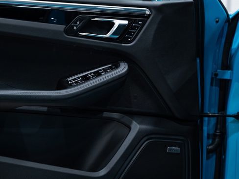 Used 2022 Porsche Macan S image 26