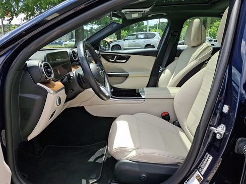 Used 2023 Mercedes-Benz C 300 4MATIC Sedan image 16