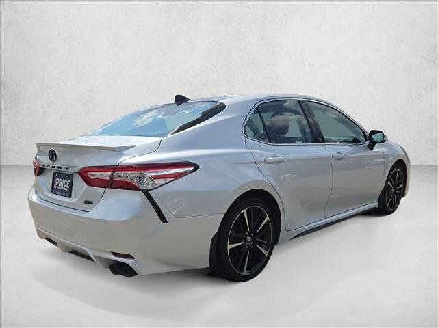 Used 2020 Toyota Camry XSE FWD image 5