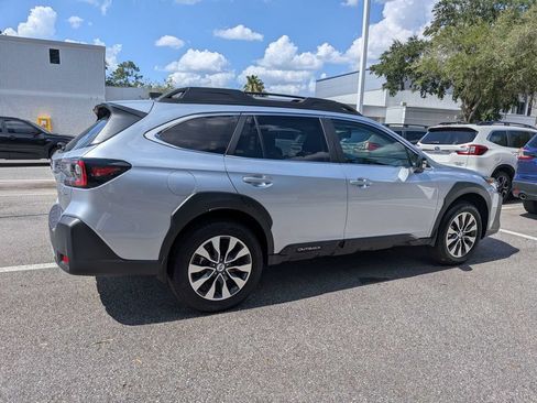 Certified 2025 Subaru Outback Limited w/ Popular Package #2 AWD/4WD image 3