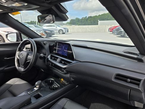 Used 2025 Lexus UX 300h FWD w/ Accessory Package (Z1) image 29