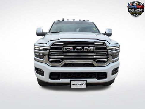 Used 2026 RAM 3500 Laramie AWD/4WD image 9