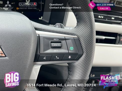 New 2025 Mitsubishi Outlander SE image 25