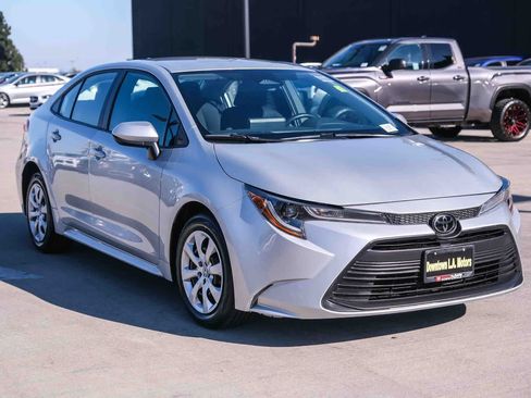 Certified 2024 Toyota Corolla LE FWD image 3